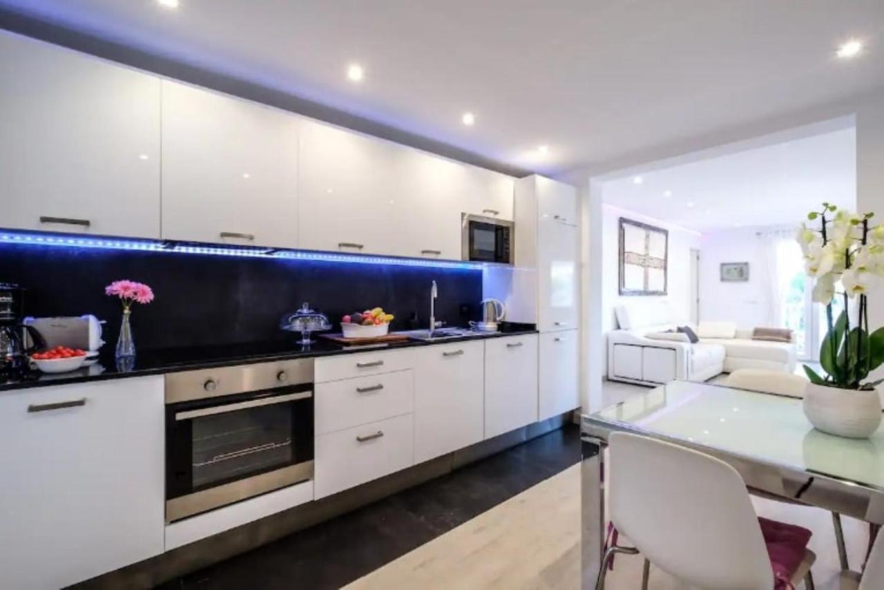 Lagomar Apartment